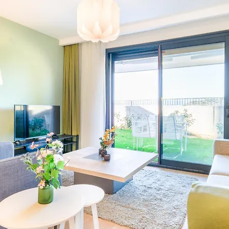 Flat With Backyard 5 Min To Marina * Cesme