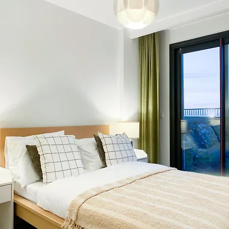 Apartment Flat With Backyard 5 Min To Marina Cesme